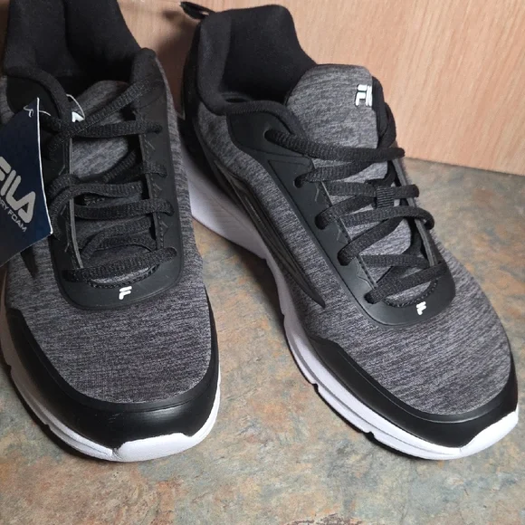 Fila Women's Black and Gray Athletic Shoes - Picture 3 of 8